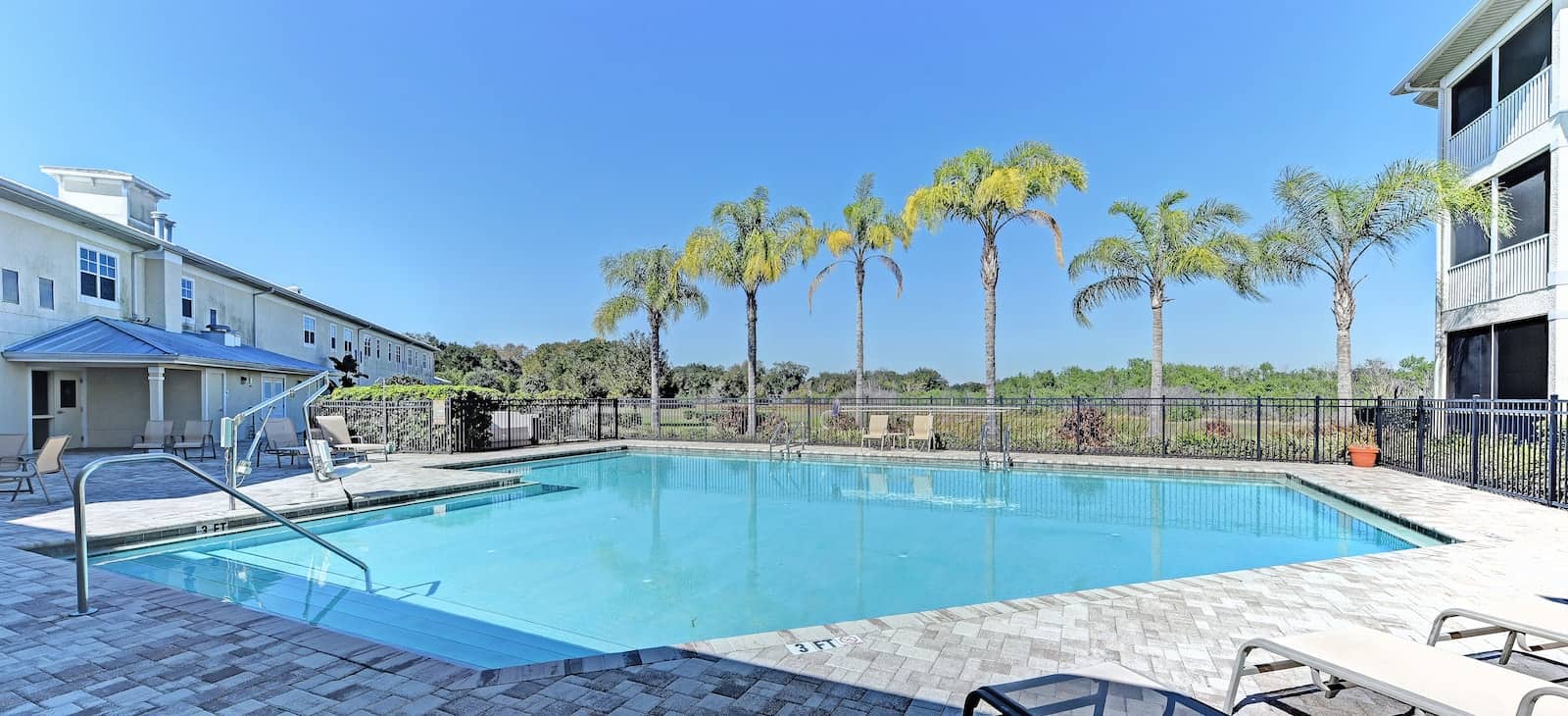 lake wales pool