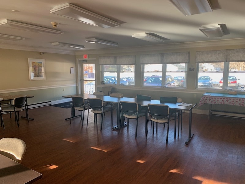 dining room-mountainview commons