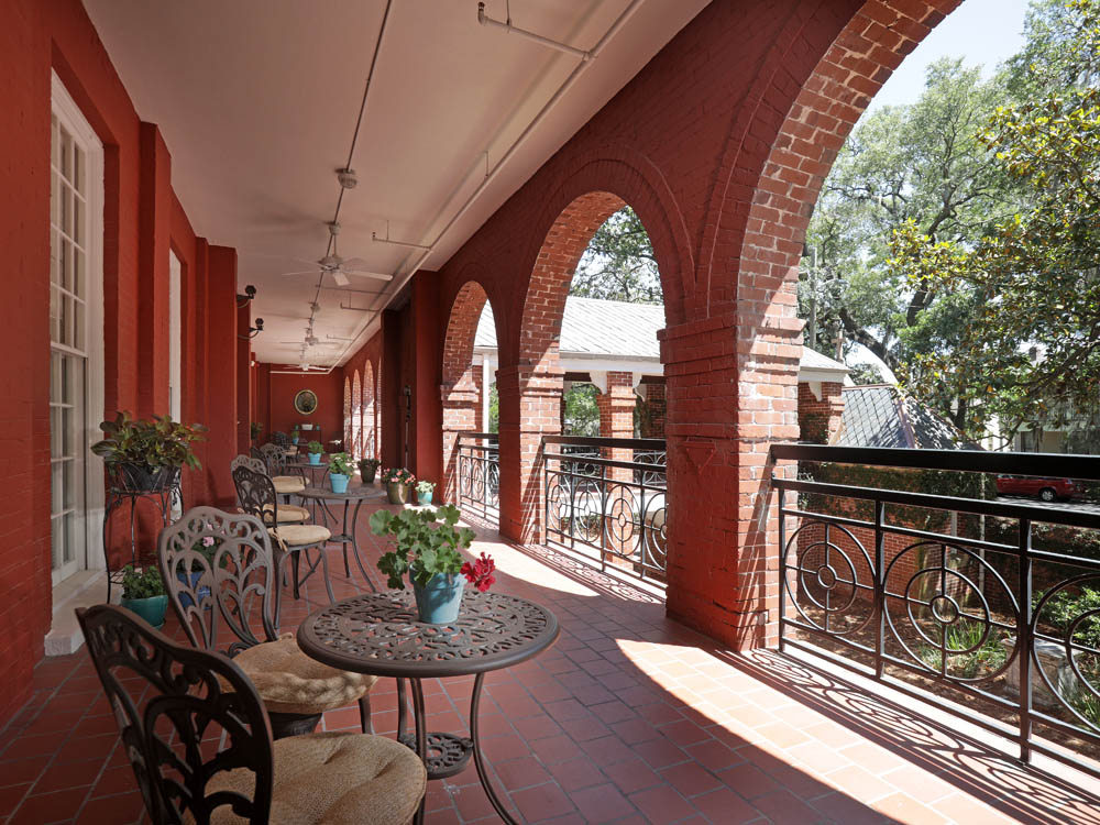 Sister's Court Apts.-Exterior-Patio Balcony