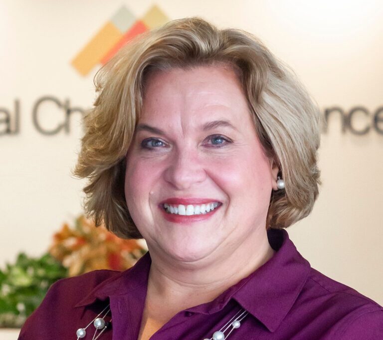 Jennifer Adams headshot
