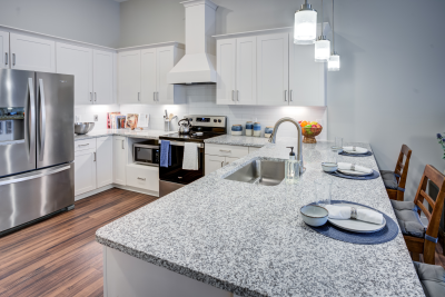 Brookwood Point apartment kitchen