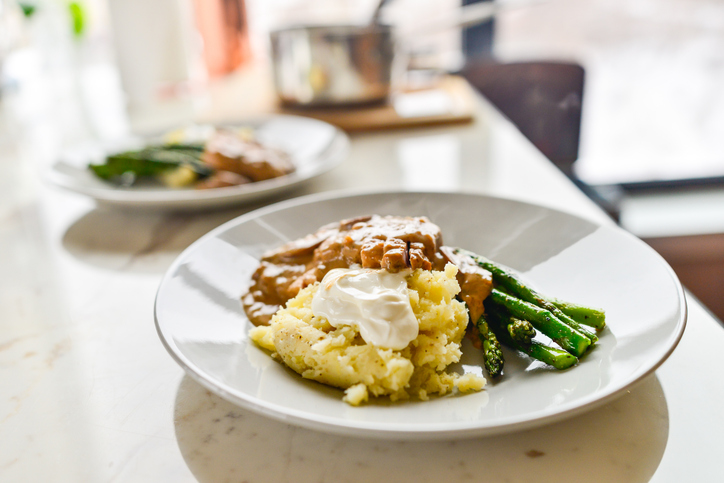 Chef-curated meal with mashed potatoes