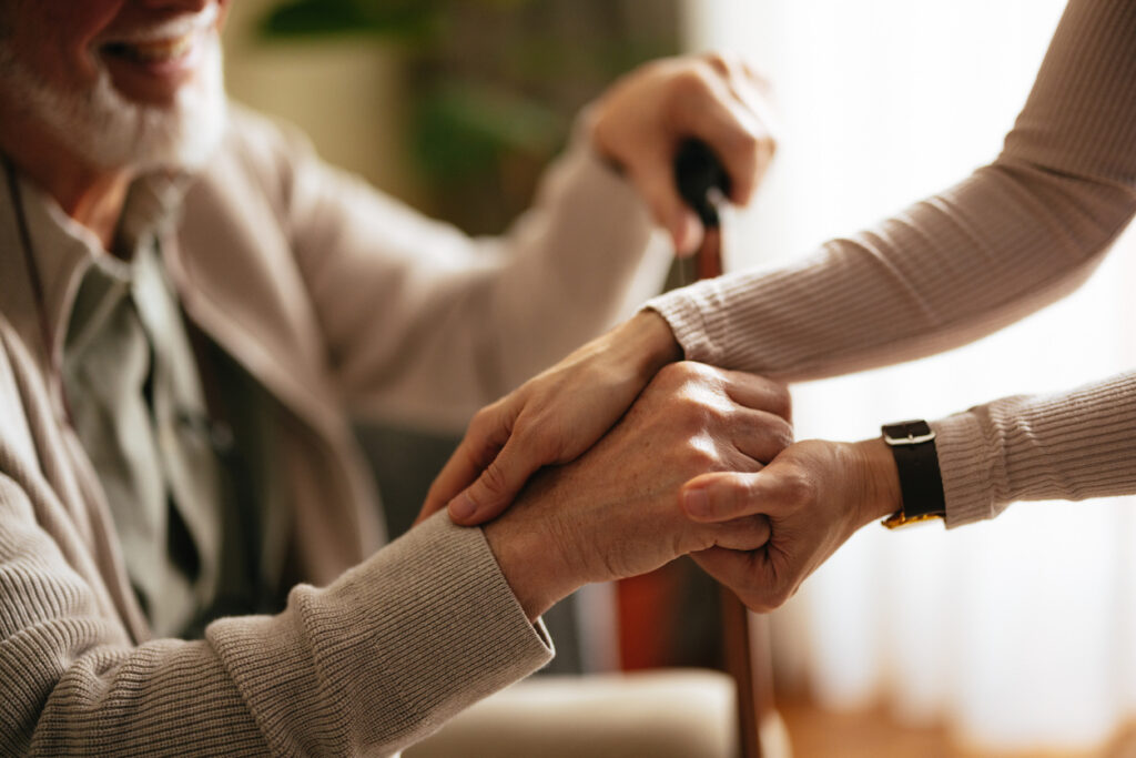 How to Know When It’s Time for Assisted Living: 11 Signs to Watch For